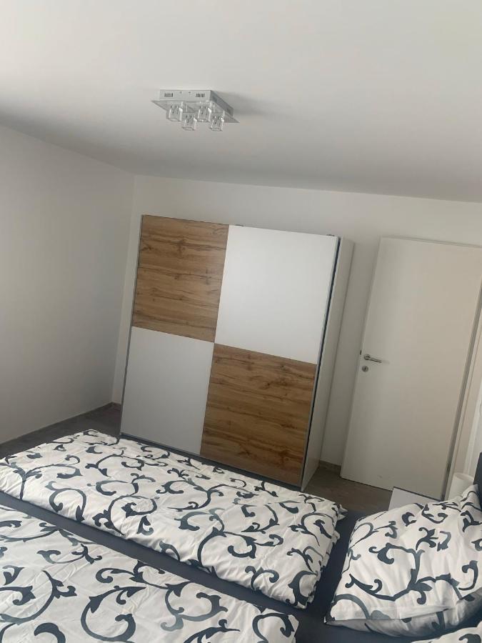 Smart Stay Apartment เฟลด์เคียร์ช ภายนอก รูปภาพ
